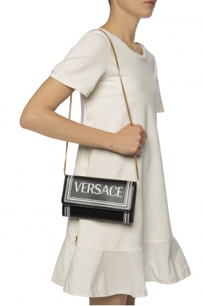 Logo-printed shoulder bag, zdjęcie 2 Logo-printed shoulder bag od Versace